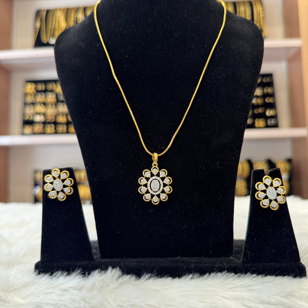 Diamond Pendant Set
