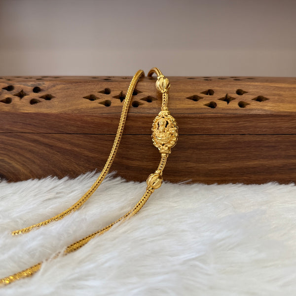 Gold Mugappu Kodi Plain