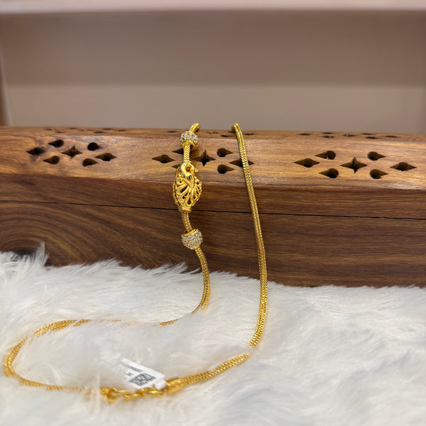 Gold Mugappu Chain Stone