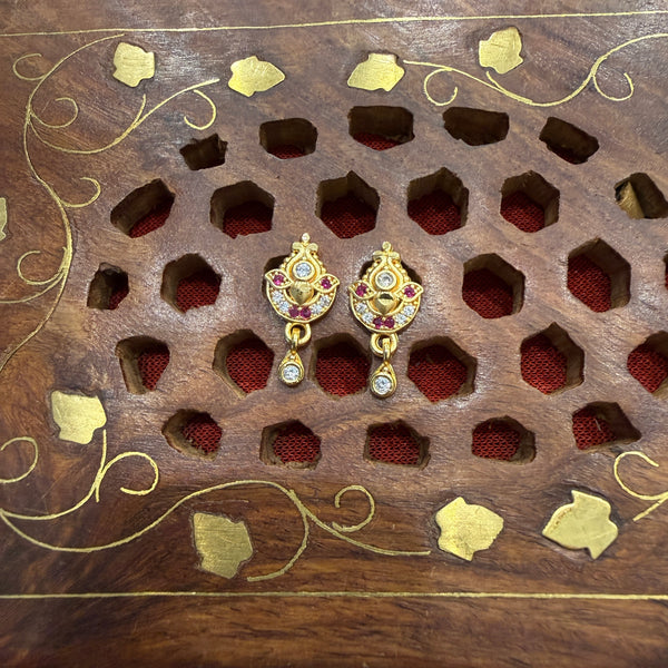 Gold Stud - STG0081