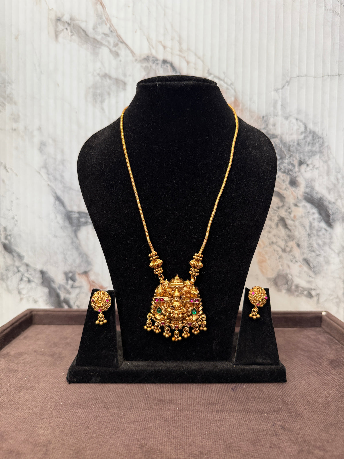 Budget Antique Collections - Design 8