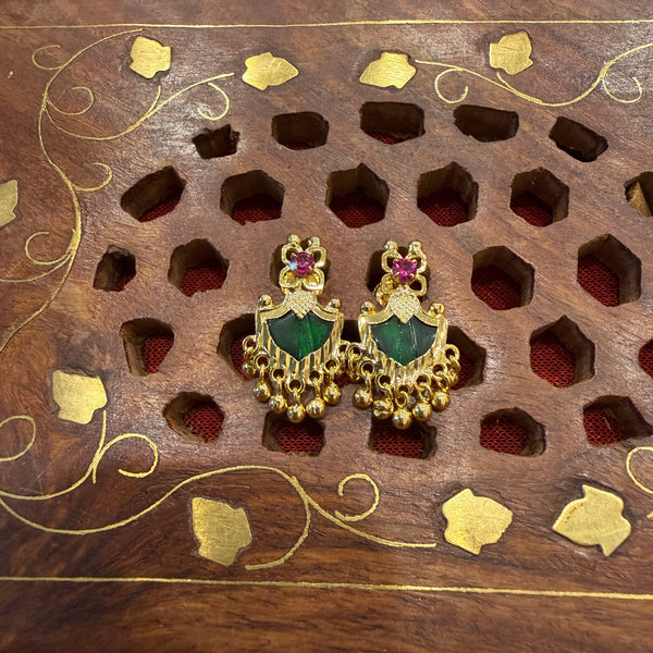Gold Stud - STG0095
