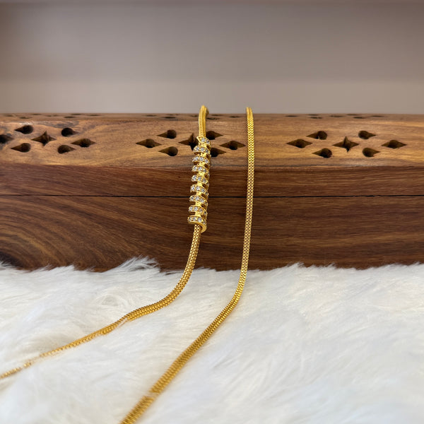 Gold Mugappu Chain Stone