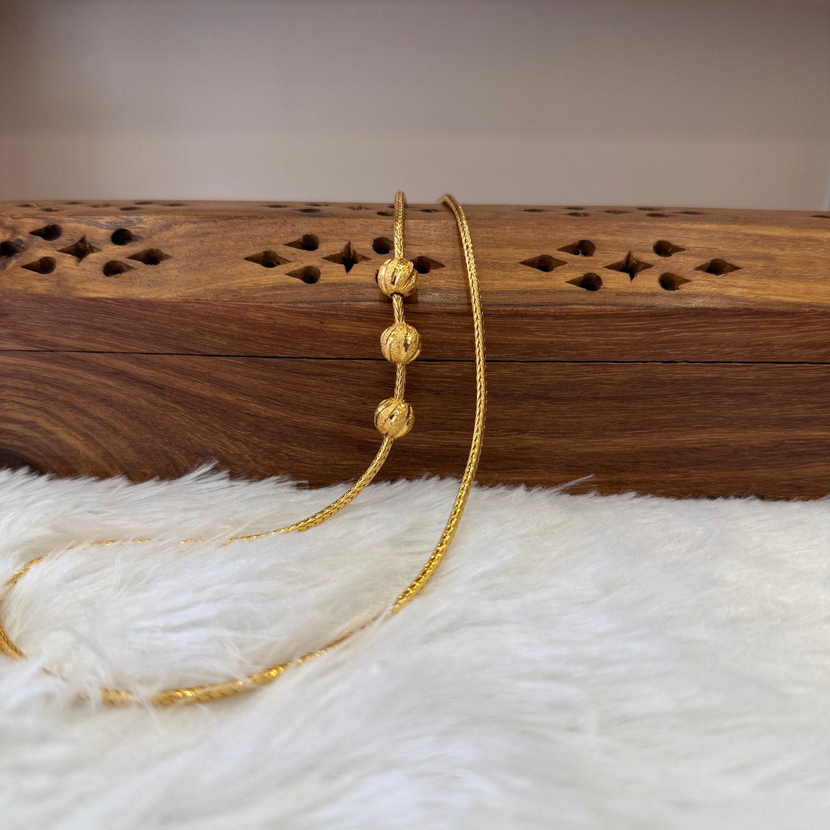 Gold Mugappu Kodi Plain