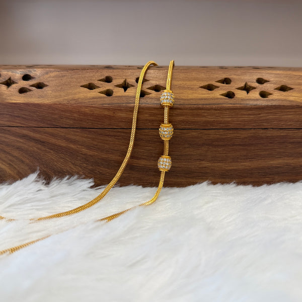 Gold Mugappu Chain Stone