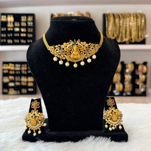 Gold Choker