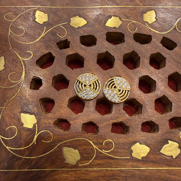 Gold Stud - STG00120