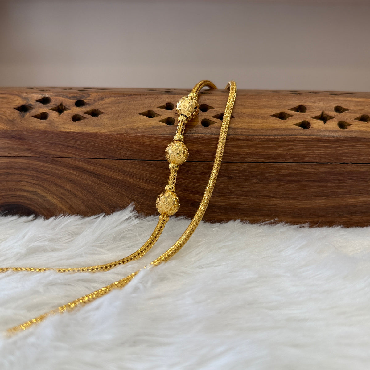 Gold Mugappu Kodi Plain