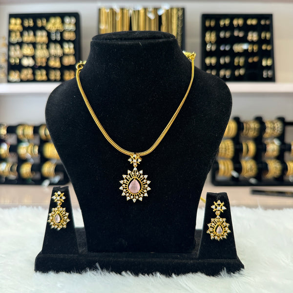 Gold Choker