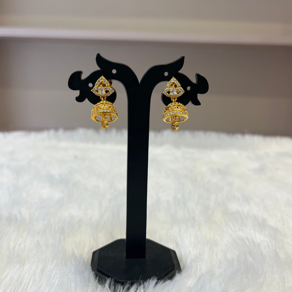 Gold Jhumka - JHG0073