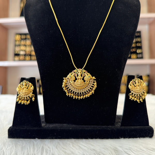 Antique Pendant Set