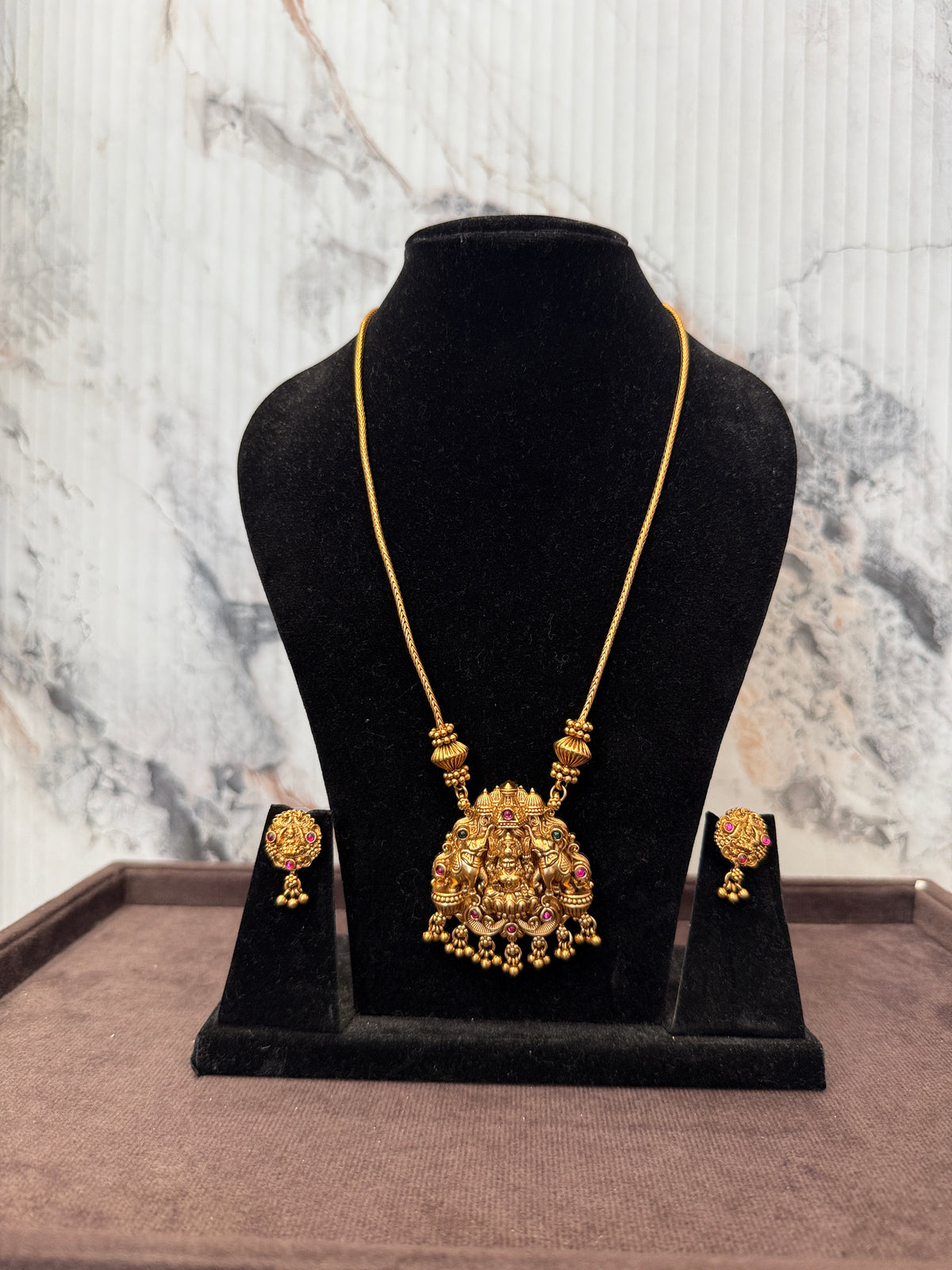 Budget Antique Collections - Design 6