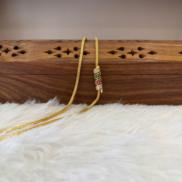 Gold Mugappu Chain Stone