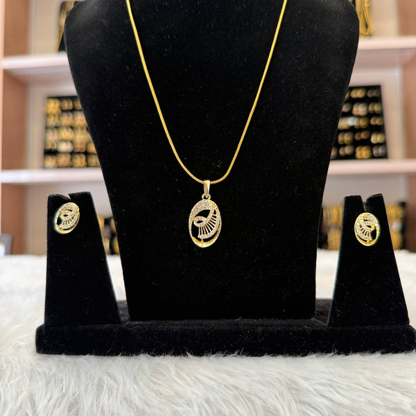 Diamond Pendant Set