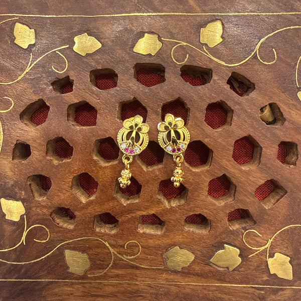 Gold Stud - STG00229