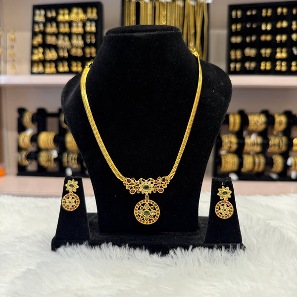 Gold Choker