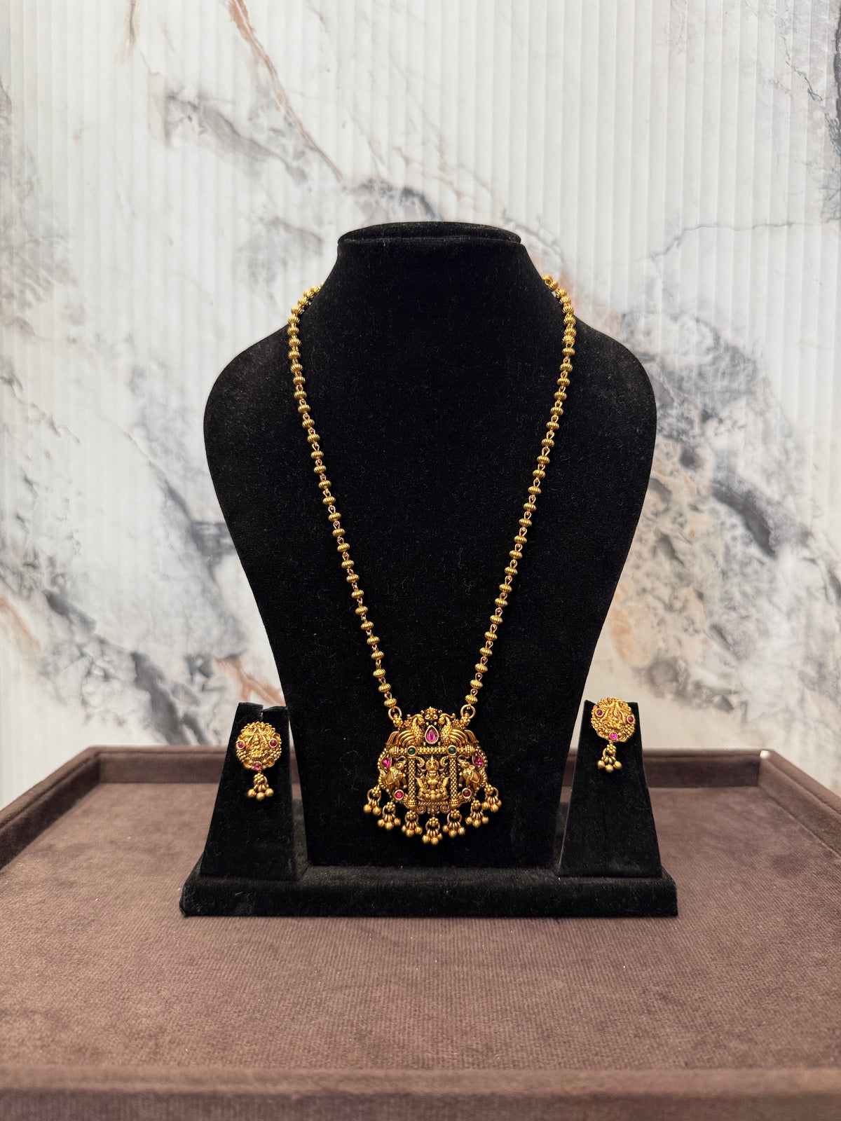 Budget Antique Collections - Design 5
