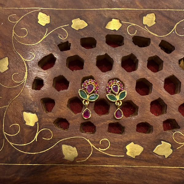 Gold Stud - STG00103