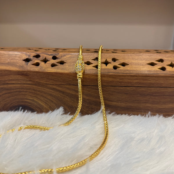 Gold Mugappu Kodi Stone
