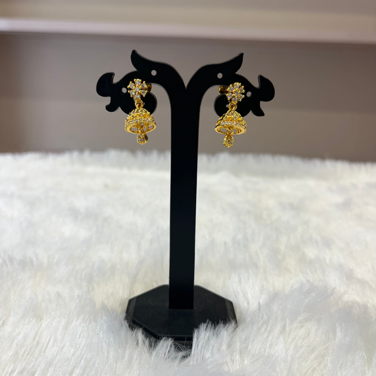 Gold Jhumka - JHG0075