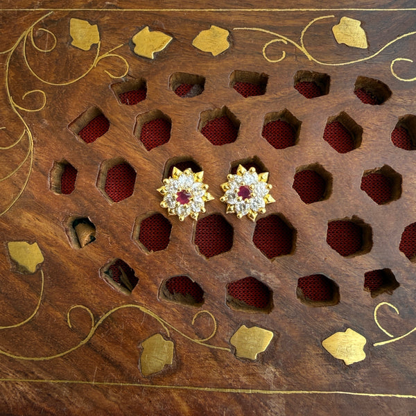 Gold Stud - STG00148