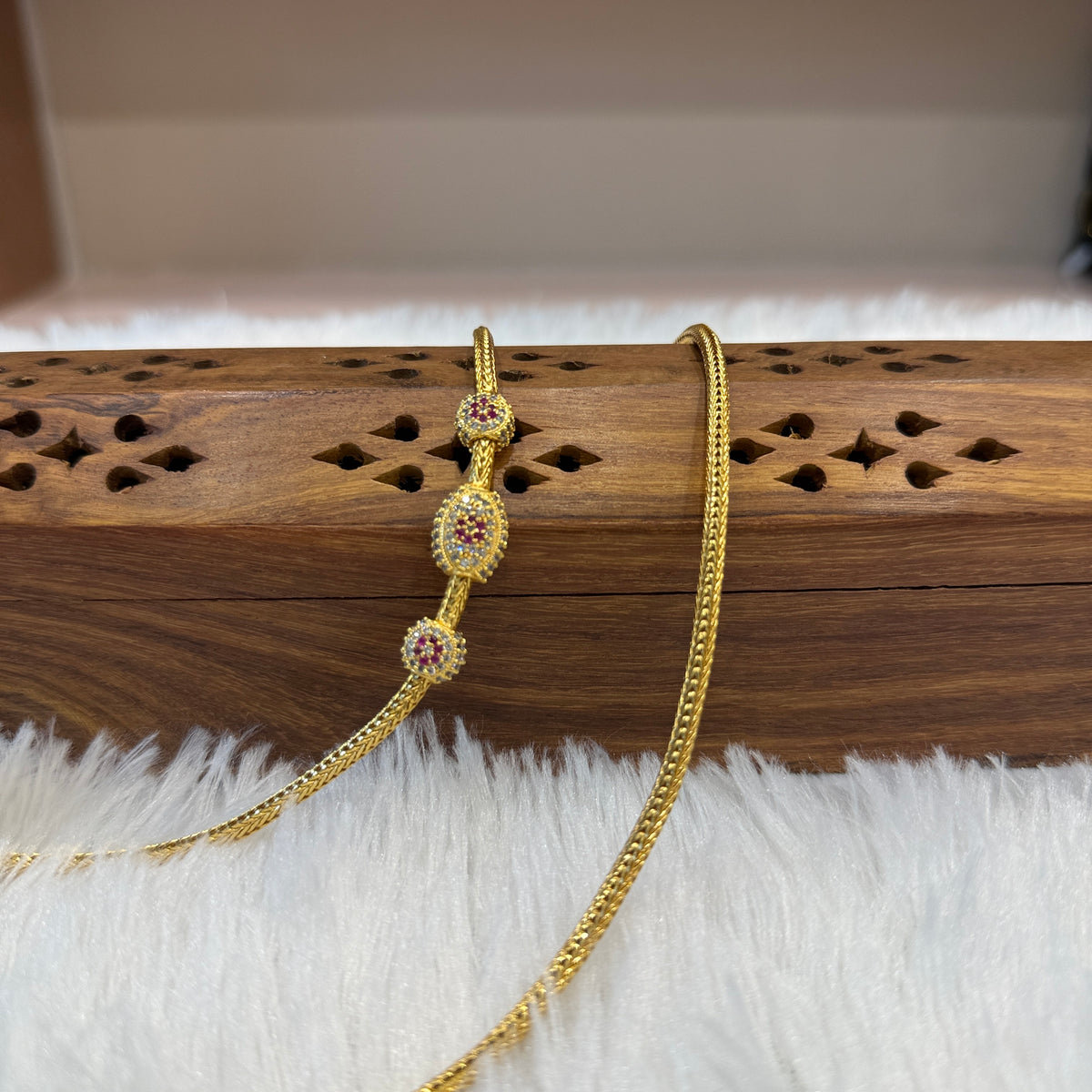 Gold Mugappu Kodi Stone - MKS0037