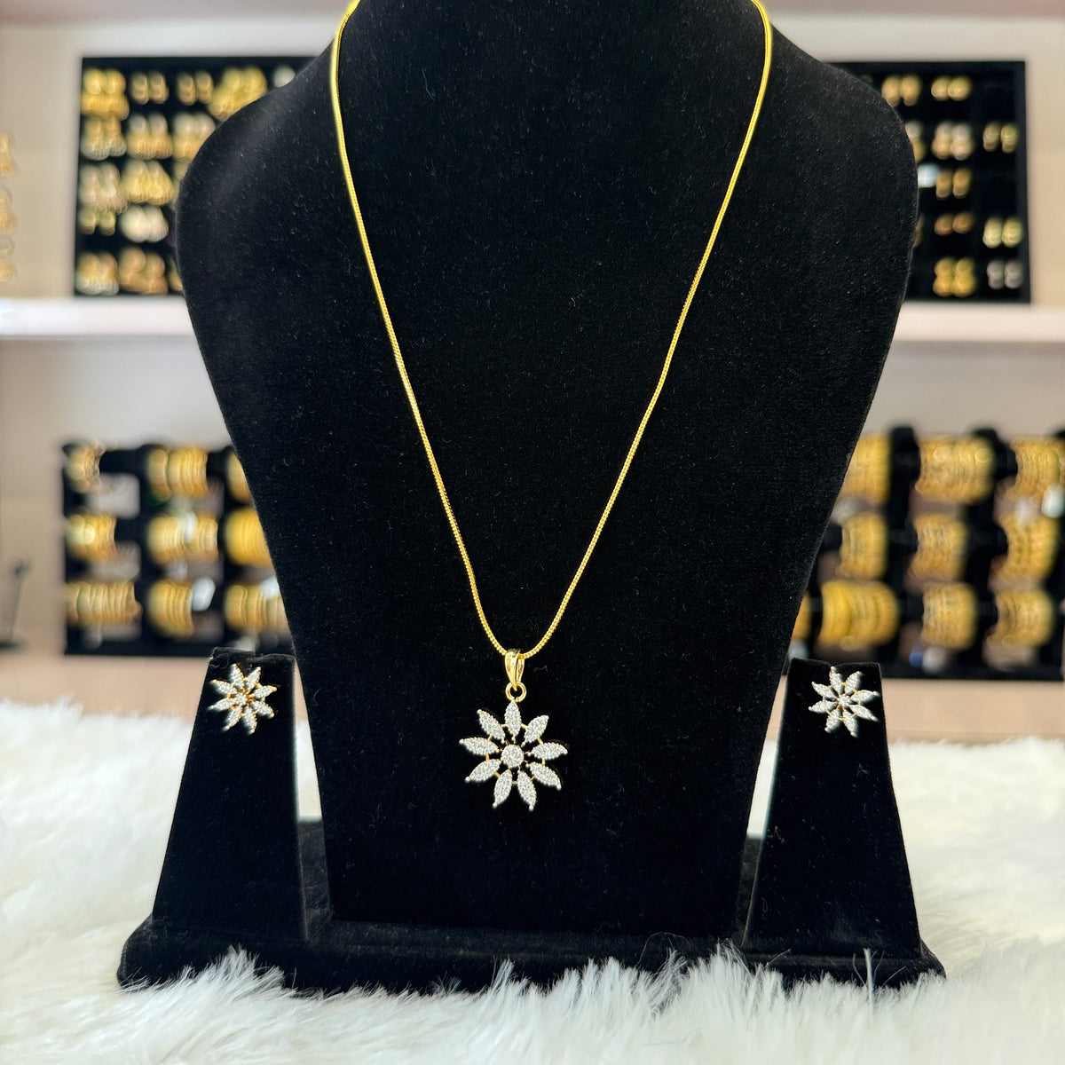 Diamond Pendant Set - PSD00033