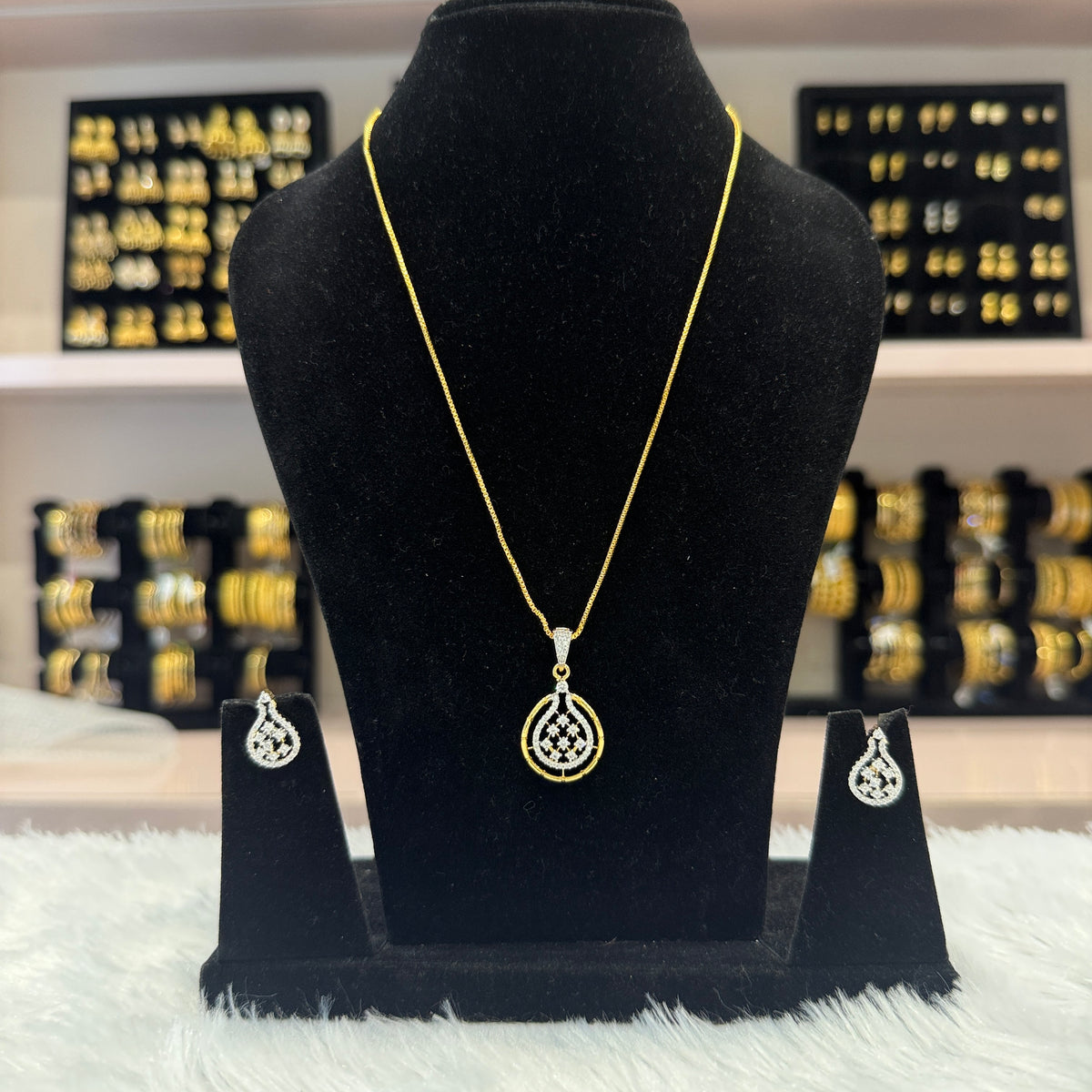 Diamond Pendant Set - PSD00040