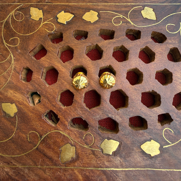 Gold Stud - STG00157