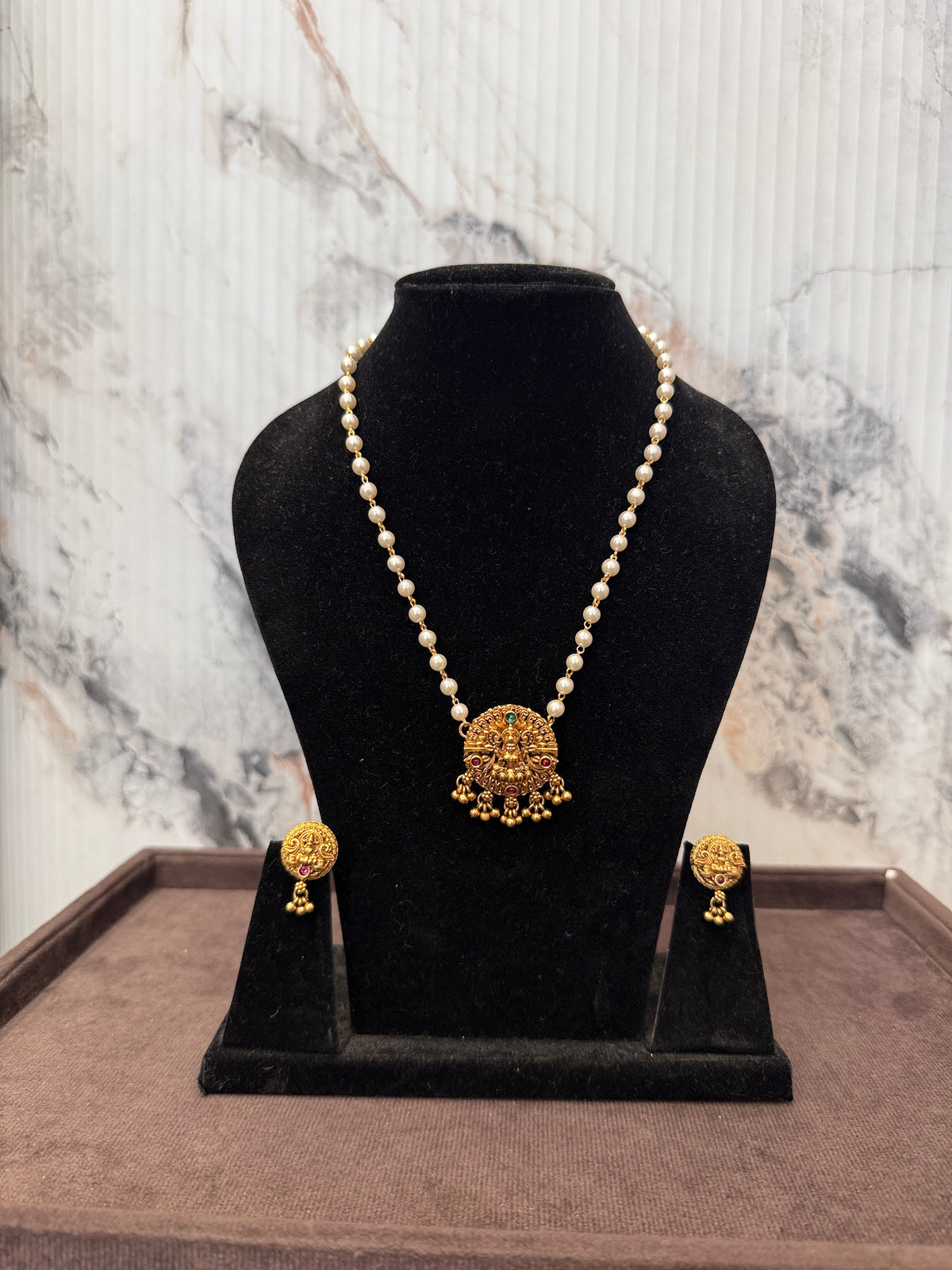 Budget Antique Collections - Design 21