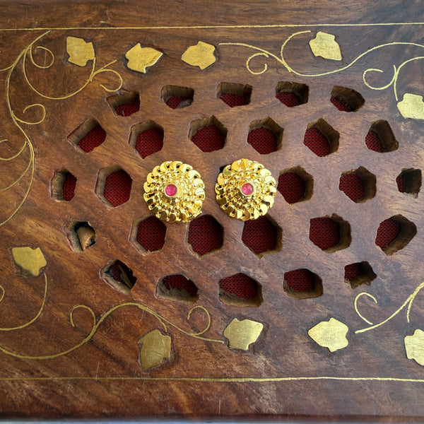 Gold Stud - STG00144