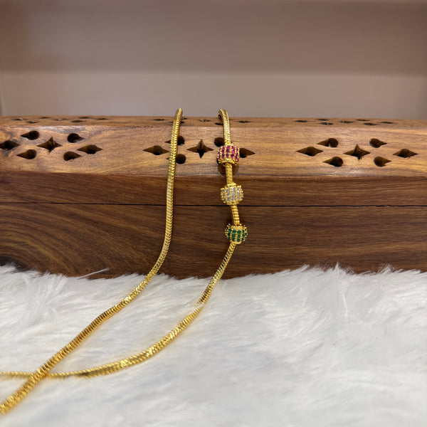 Gold Mugappu Chain Stone