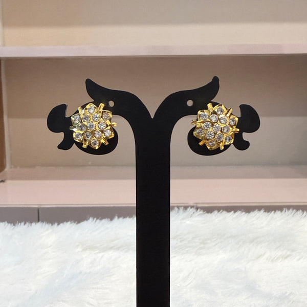 Gold Stud - STG00122