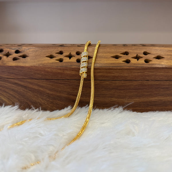 Gold Mugappu Chain Stone