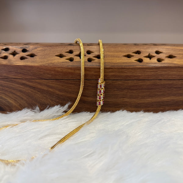 Gold Mugappu Chain Stone