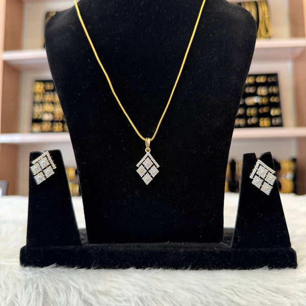 Diamond Pendant Set