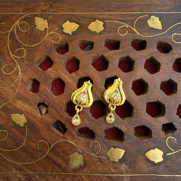 Gold Stud - STG00146