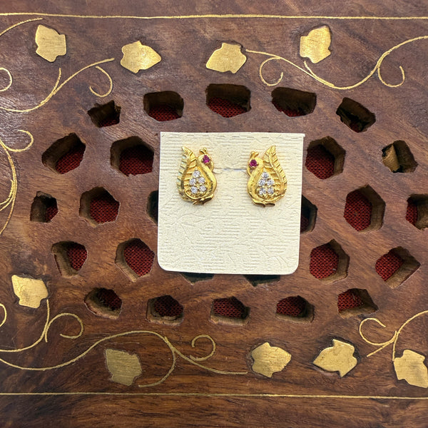 Gold Stud - STG00200