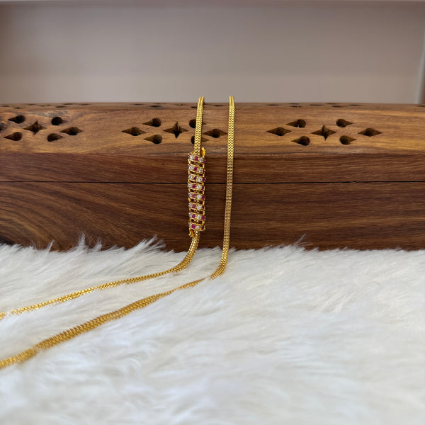 Gold Mugappu Chain Stone