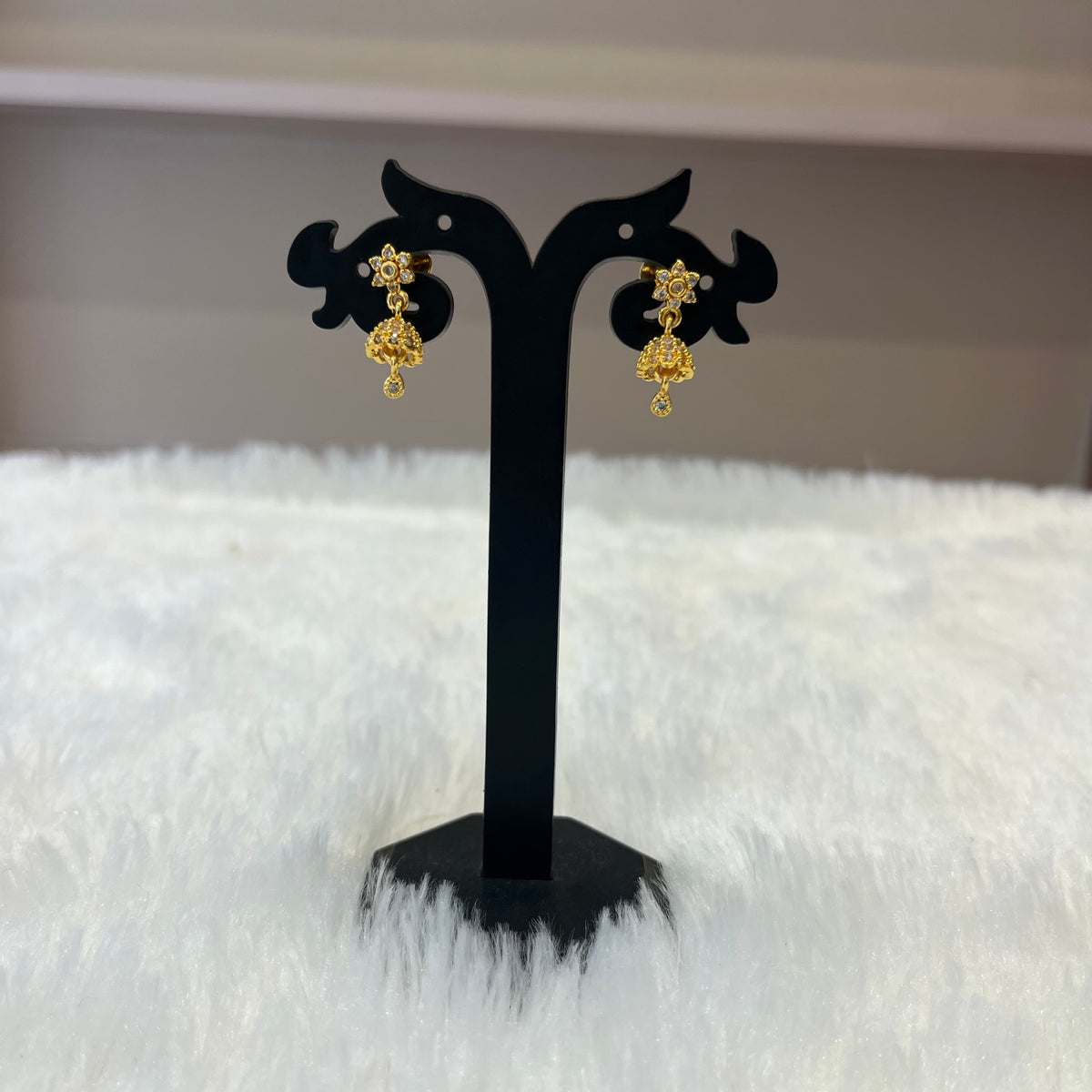 Gold Jhumka - JHG0092