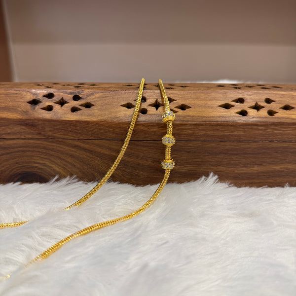 Gold Mugappu Chain Stone