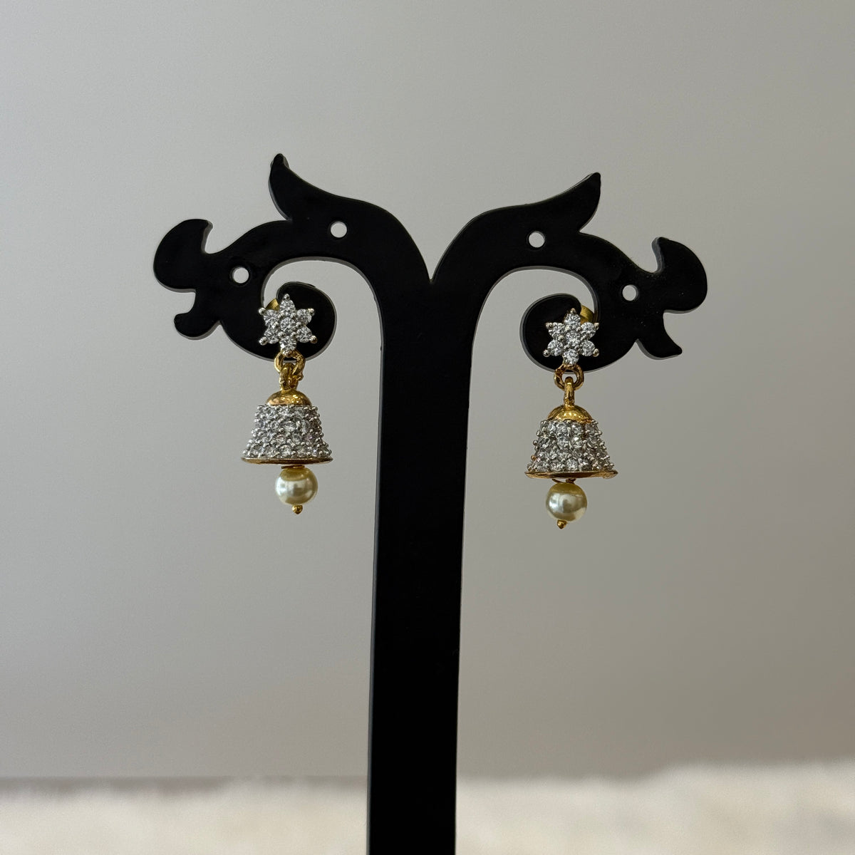 Gold Jhumka - JHG0016