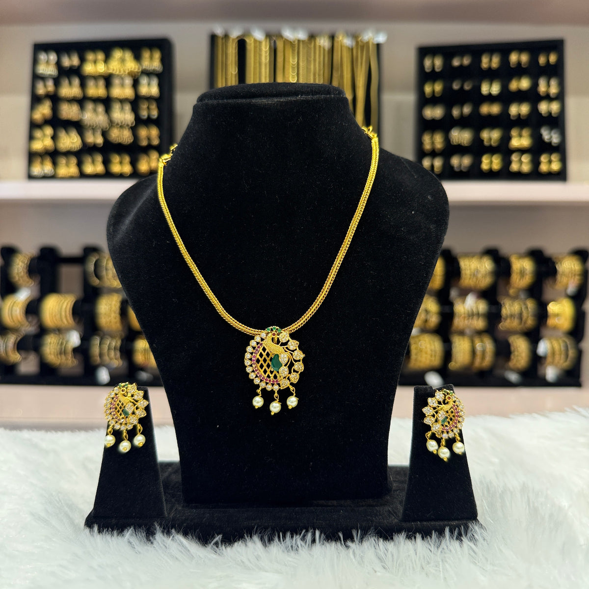 Gold Choker