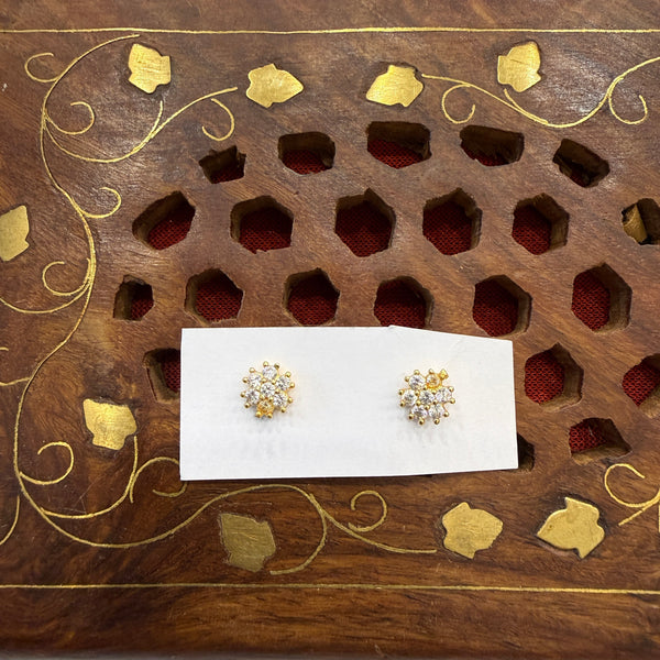 Gold Stud - STG00241