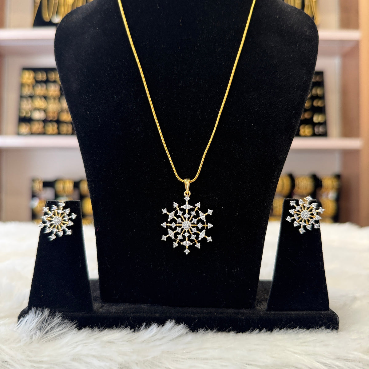 Diamond Pendant Set