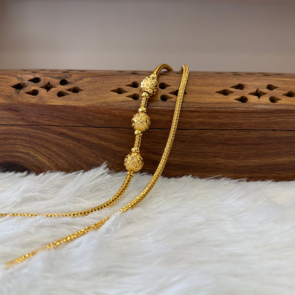 Gold Mugappu Kodi Plain