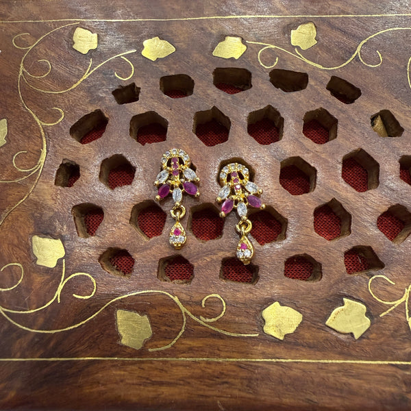Gold Stud - STG0077