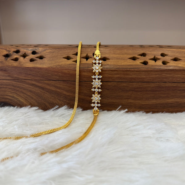 Gold Mugappu Chain Stone