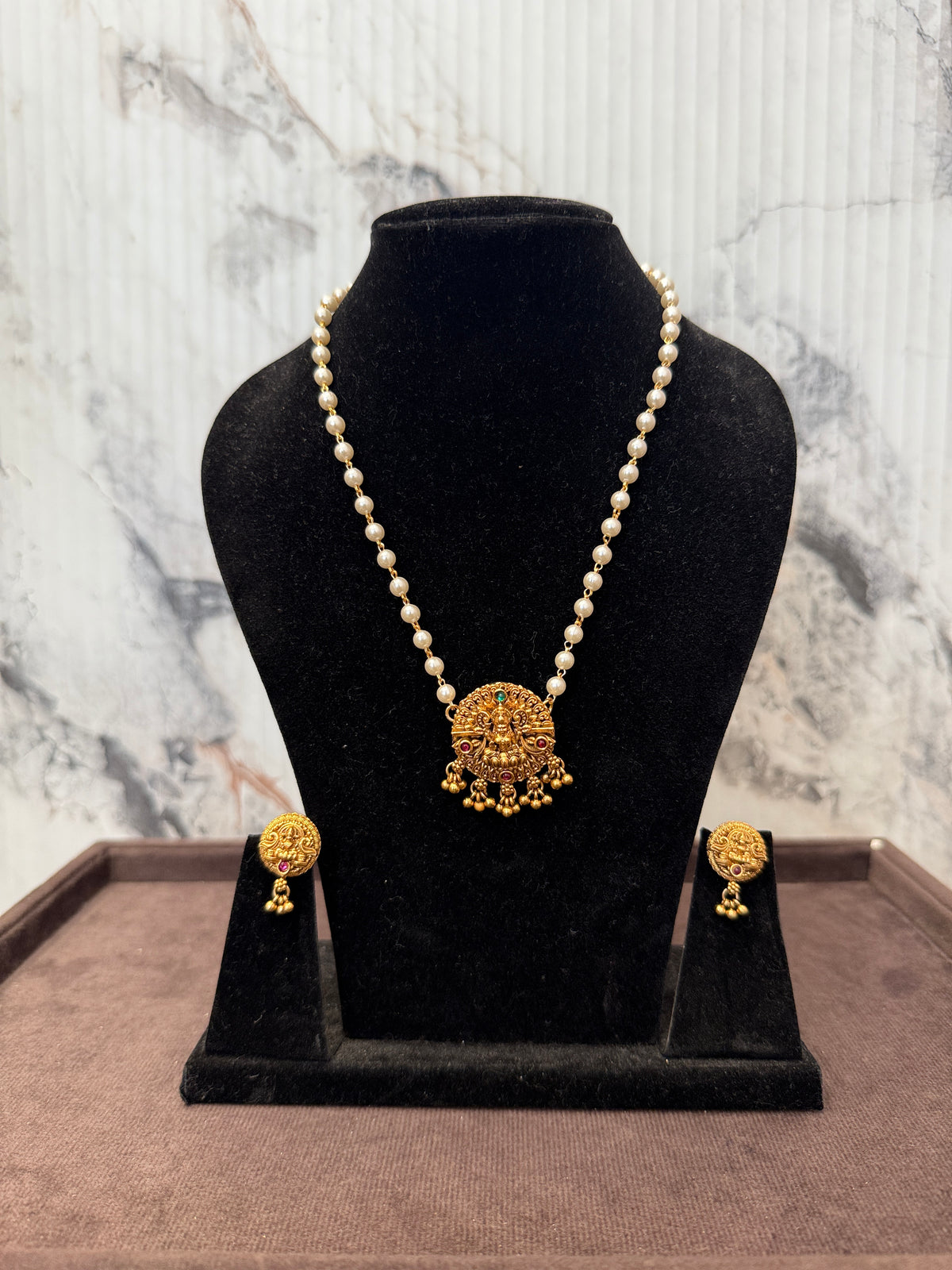 Budget Antique Collections - Design 12