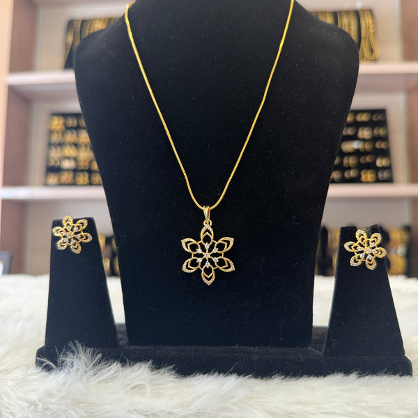 Diamond Pendant Set